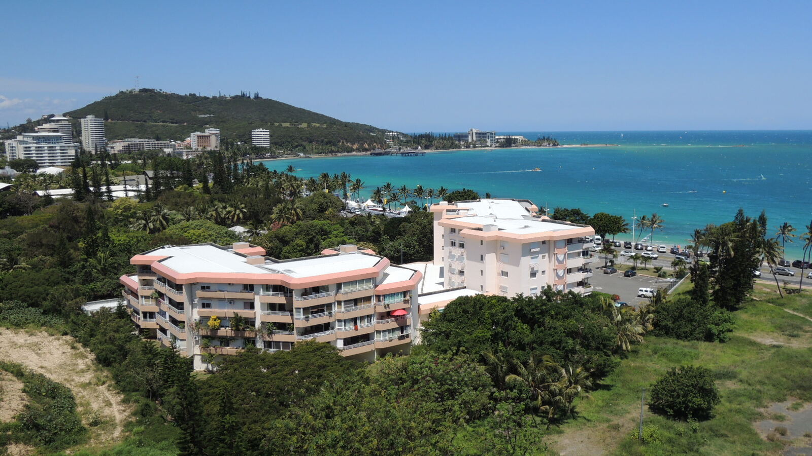 Anse Vata seafront in Nouméa