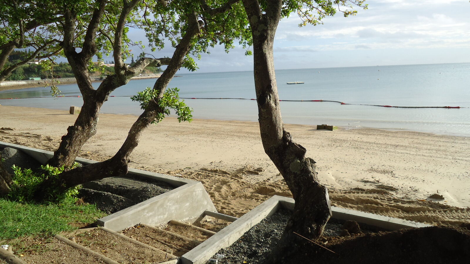 New Caledonia on a Budget: 15 Ways to Save