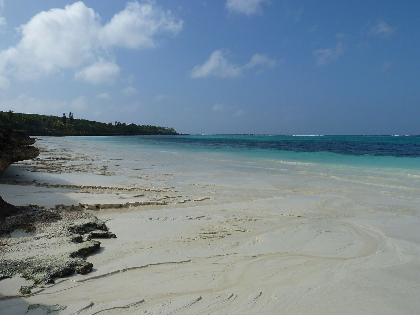 Loyalty Islands Guide: Lifou, Maré & Ouvéa